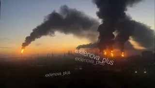 Обложка источника: Масштабная атака украинских БПЛА на Москву