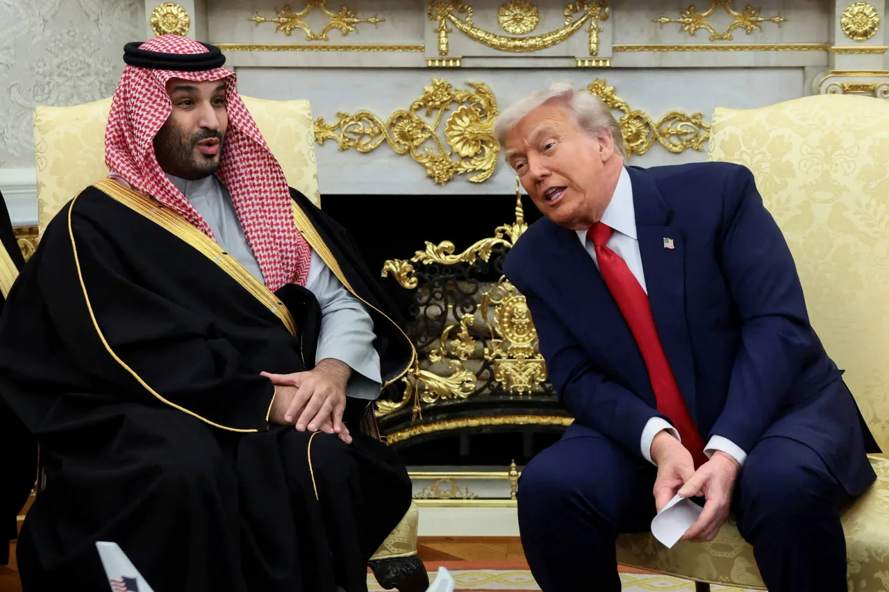 Обложка источника: Трамп заявил о помощи Израиля Саудовской Аравии в борьбе с хуситами
