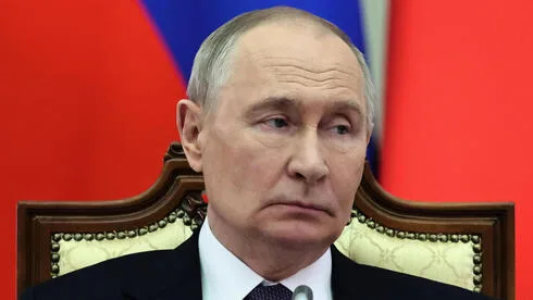 Обложка источника: Молодые люди покидают Россию из-за слухов о мобилизации