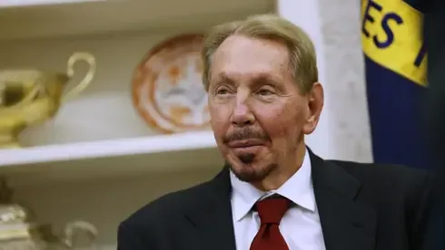 Обложка источника: Ларри Эллисон отменяет план по продаже акций Oracle на сумму 7,5 миллиардов долларов