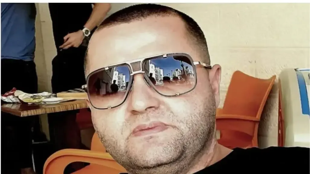 Обложка источника: Задержание подозреваемого в убийстве «вождя кавказской мафии» продлено