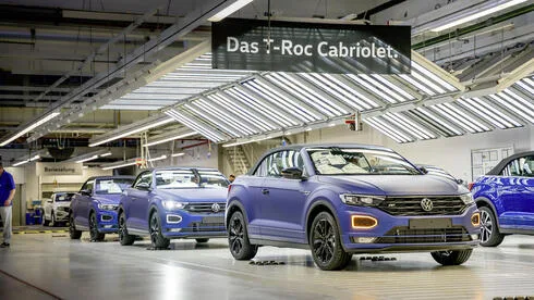 Обложка источника: Volkswagen отзовет 4 миллиона автомобилей из-за болта в системе рулевого управления, который может разболтаться