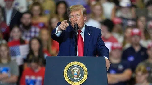 Обложка источника: Драка на предвыборном митинге Трампа