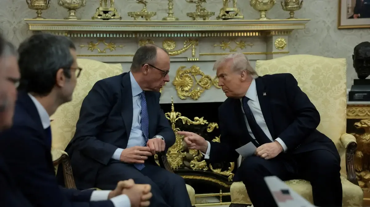 Обложка источника: Трамп отметил победу правых, канцлер Германии отложил запланированный разговор