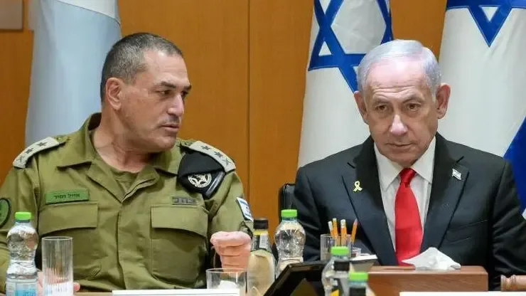 ראש הממשלה בנימין נתניהו ושר הביטחון ישראל כ"ץ נפגשו היום (שני) עם הרמטכ"ל, רב-אלוף אייל זמיר וחברי פורום המטה הכללי של צה"ל לסיכום מבצע "עם כלביא" נגד איראן