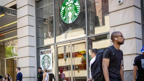 Обложка источника: «Не обеспечивают нужного опыта»: Starbucks закрывает около 250 филиалов в Северной Америке