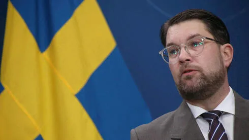 Обложка источника: В Швеции растет влияние правых националистов
