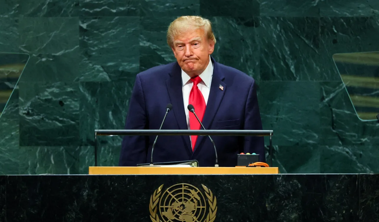 Обложка источника: Трамп отклонил предложение Ирана о прекращении огня