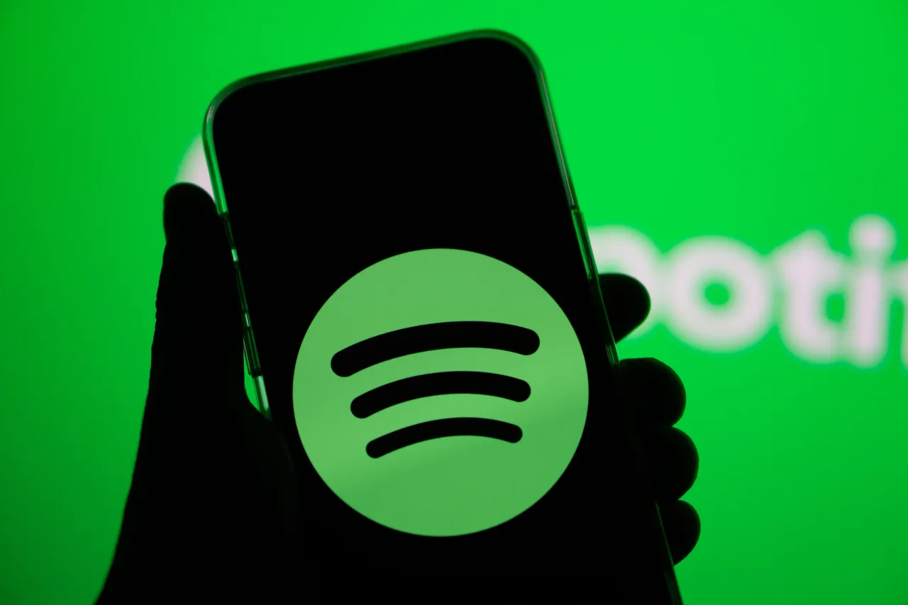 Обложка источника: Сбои в работе Spotify