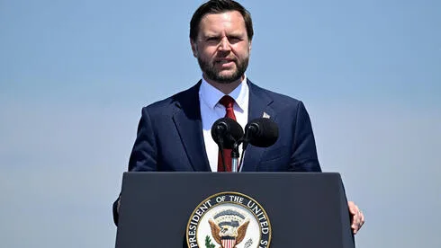 Обложка источника: Вэнс заявил о дефиците боеприпасов в армии США
