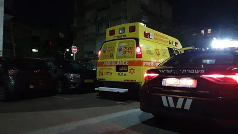 Обложка источника: В Хайфе скончался мужчина после применения полицейским тайзера