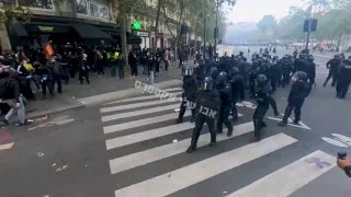 Обложка источника: Франция: полиция Макрона наносит удары по пропалестинским активистам....