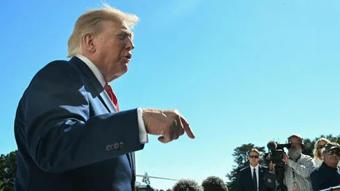 Обложка источника: Трамп заявил, что не будет атаковать Иран до промежуточных выборов