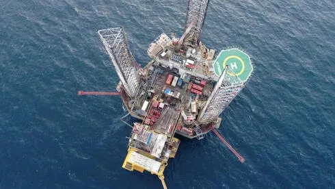 Обложка источника: Британия одобрила разработку нефтяного месторождения на Фолклендских островах — акции Navitas взлетели
