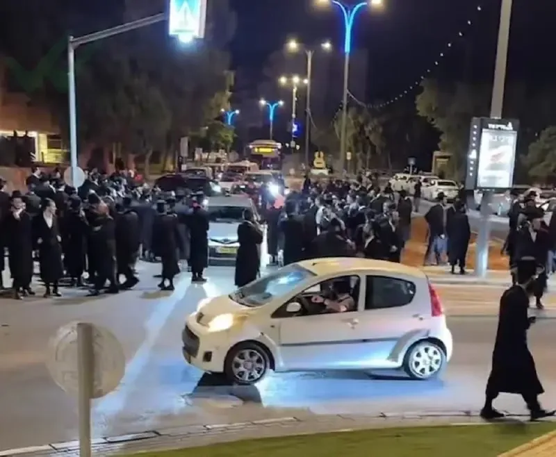 Обложка источника: Беспорядки в Араде из-за недопонимания с полицией