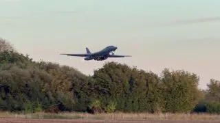 Обложка источника: США выводят бомбардировщики из базы в Великобритании