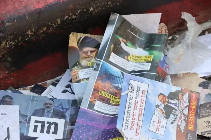 רחובות בני ברק מלוכלים לאחר אחרי הבחירות לכנסת ה 26
