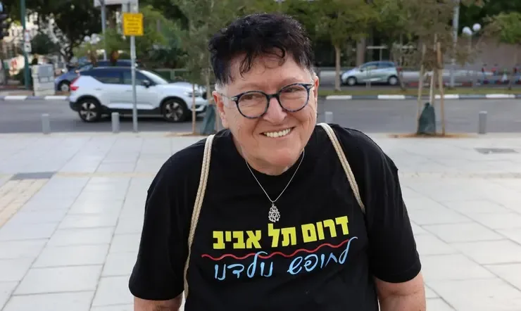 פעילת השכונות ומובילת המאבק במסתננים שפי פז בדיון גזר הדין שקיבלה בביהמ"ש השלום ת"א