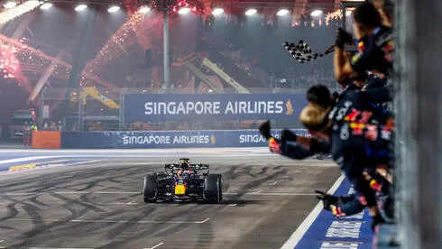 Обложка источника: Red Bull использует ИИ для принятия решений в гонках Формулы 1