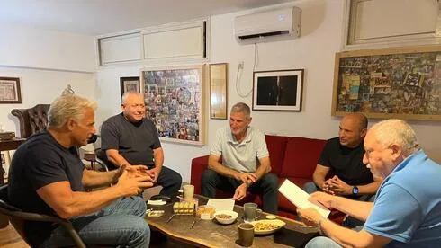 Обложка источника: Молодежи в Израиле нужна четкая программа