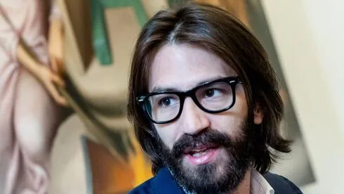 Обложка источника: Сын основателя Ray-Ban раскрыл проблему с наркотиками и семейные проблемы