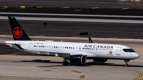 Обложка источника: Air Canada отстранила сотрудника за антисемитские публикации