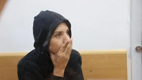 Обложка источника: Мэр и его супруга остаются под арестом по делу о тендерах