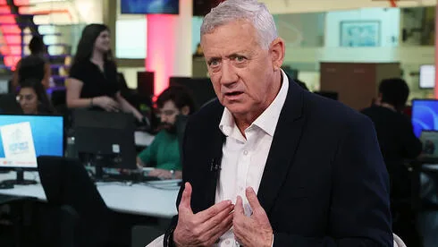 Обложка источника: Бени Ганц объявил о выходе из предвыборной гонки