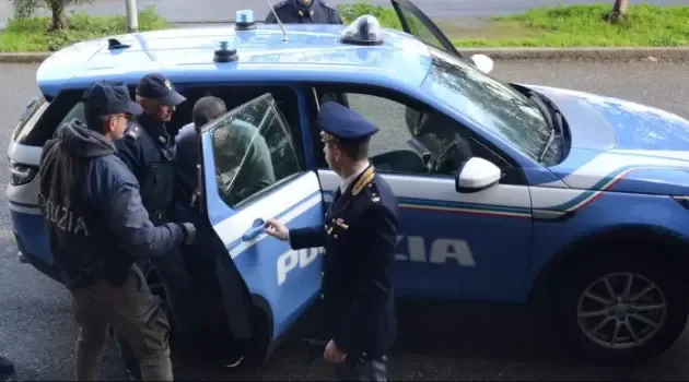 Обложка источника: Италия депортировала подозреваемых в нападении на раввина ХАБАД